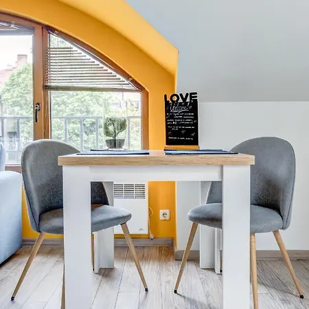 Park Loft Next To Eagle's Bridge Apartamento *
