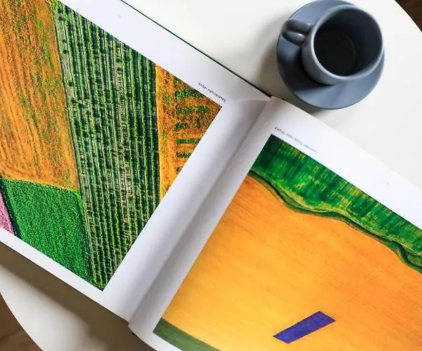 Апартаменты Park Loft Next To Eagle's Bridge