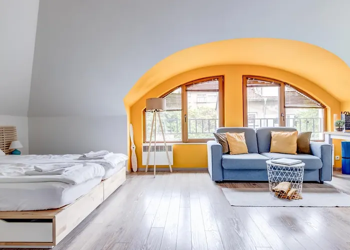 Apartment Park Loft Next To Eagle's Bridge *